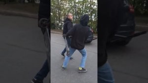 #ЯЖЕБАТЯ в СКЕЙТ-ПАРКЕ, пытался украсть самокат у ребёнка (#яжемать)