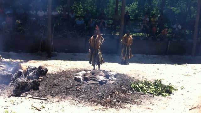 Bounty Island Fiji, Firewalkers from Beqa смотреть онлайн