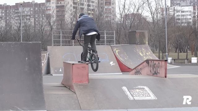 Как сделать анлаки грайнд на BMX (How To Un Luc-E BMX) смотреть онлайн