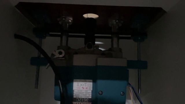 Makita 3612C 3D printed router table lift смотреть онлайн