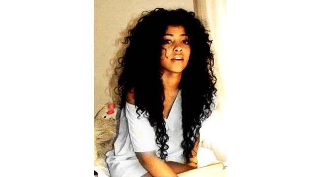 6 Haircuts For Curly Hair смотреть онлайн