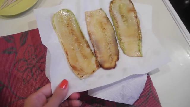 Кабачковые рулетики. Блюда из кабачков. смотреть онлайн