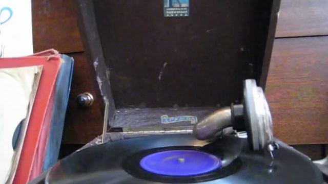 Едут новоселы смотреть онлайн