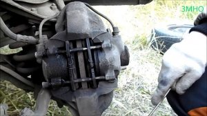 Замена передних тормозных колодок на ВАЗ 2104