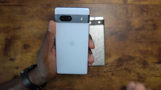 Google Pixel 7a VS Pixel 6a | Should you upgrade? YES and NO! смотреть онлайн