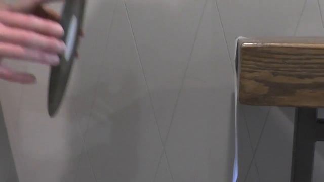 Anti-Static Brushes: Towards the Outside or Inside? смотреть онлайн