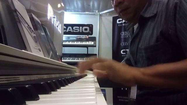 Demostração e improvisação, Piano Digital CASIO смотреть онлайн