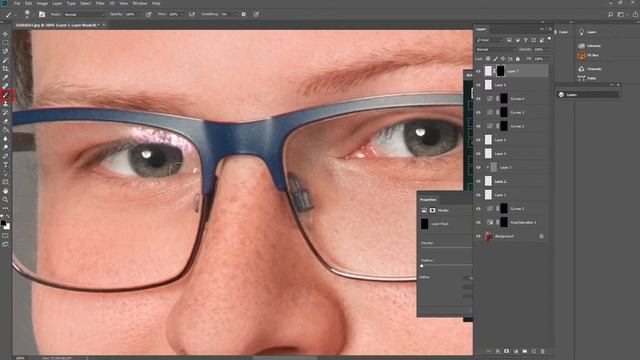 Урок 18. Убираем блики на очках. Пример 3 смотреть онлайн
