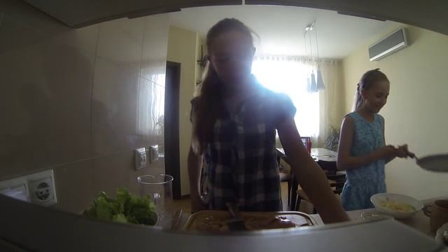 Салат Цезарь с курицей! Лучший рецепт салата Цезарь! смотреть онлайн