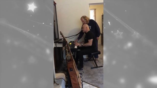 Замыкая круг- исполняет Владимир Гунбин и Крис Кельми (домашняя съемка) смотреть онлайн