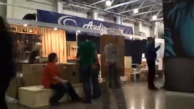 Consumer Electronics & Photo Expo 2012: монтаж стенда Аудиомании смотреть онлайн
