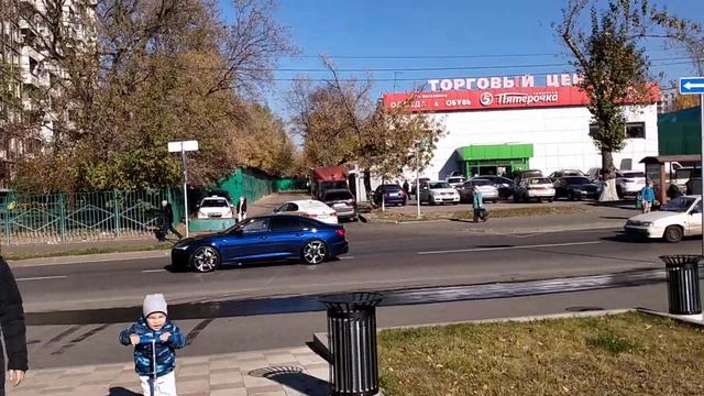 Г. Москва обновленный парк и Амбулаторный пруд рядом с Ленинградским рынком-(район Аэропорт 2021 Г) смотреть онлайн