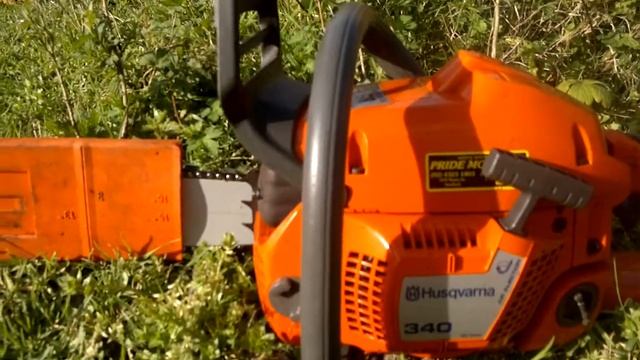 Two Husqvarna 340 chainsaws bigbore and standard смотреть онлайн
