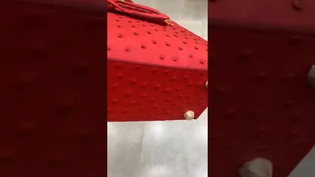 Классическая сумка из кожи страуса, цвет фукси! смотреть онлайн