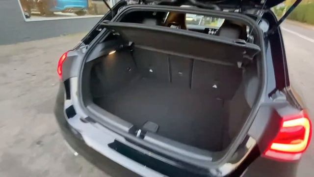 Mercedes A Class A200 2019 Walkaround смотреть онлайн