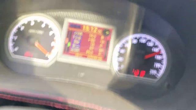 Калина 2 турбо. Снимал с обычной камеры, не закрепив на руле, поэтому все трясется. смотреть онлайн