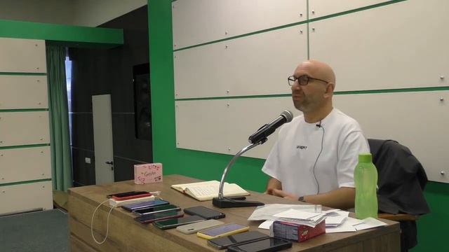 Не хочу брать фамилию мужа. смотреть онлайн