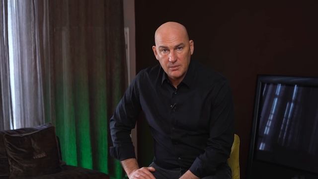 5 способов стать увереннее в себе | Радислав Гандапас смотреть онлайн