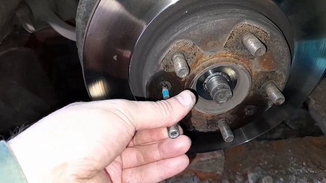 Замена переднего подшипника ступицы своими руками. Как заменить ступичный подшипник смотреть онлайн