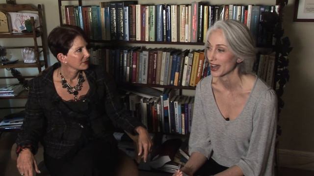 Meet The Experts- Compulsive Buying Disorder With Dr. April Benson PhD смотреть онлайн