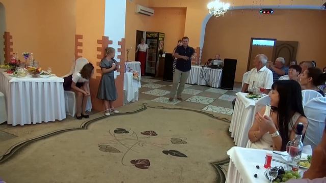 ПРЕКРАСНАЯ ВЕДУЩАЯ смотреть онлайн