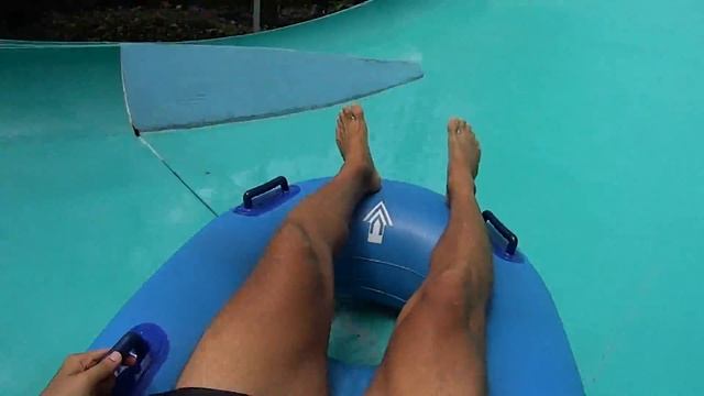 Waterbom Bali in Indonesia (Pop Music Video) смотреть онлайн