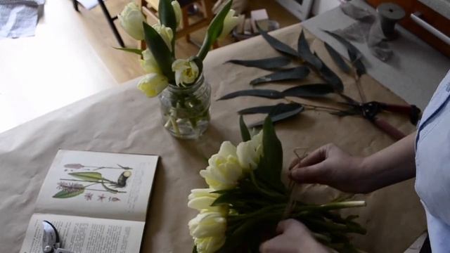 Мастер-класс по флористике. Как собрать букет по спирали смотреть онлайн