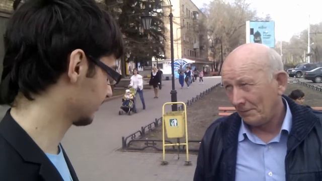 Ф значит Фостер - Раздача Георгиевских лент смотреть онлайн