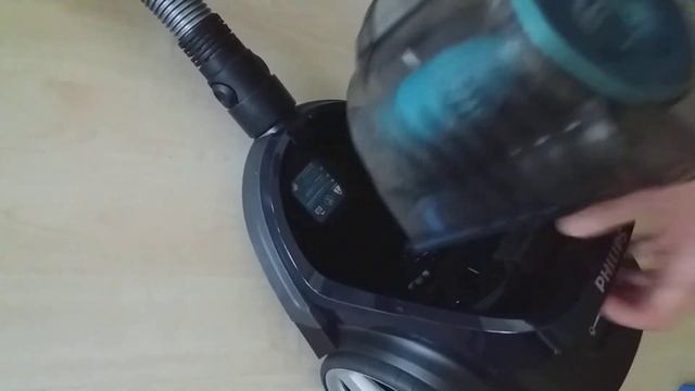 Philips Staubsauger 5000 Series beutellos PowerCyclone смотреть онлайн