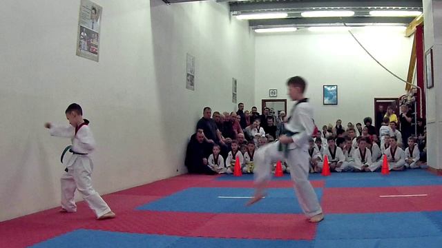 Тхэквондо. Алькор. Пхумсе. Полуфинал смотреть онлайн