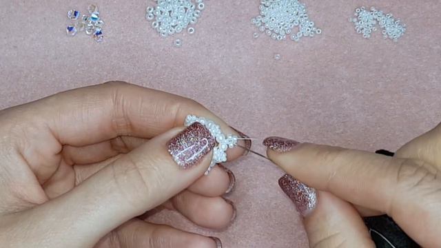 Bracelet Beading Tutorial, 'Let It Snowflake' Bracelet, Christmas Snowflake Bracelet, By HoneyBeads