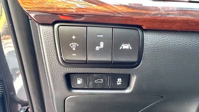 2017 Kia Cadenza смотреть онлайн