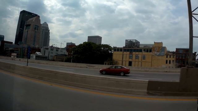 Дальнобой/Загрузка тракторами John Deere/Рвануло колесо... смотреть онлайн