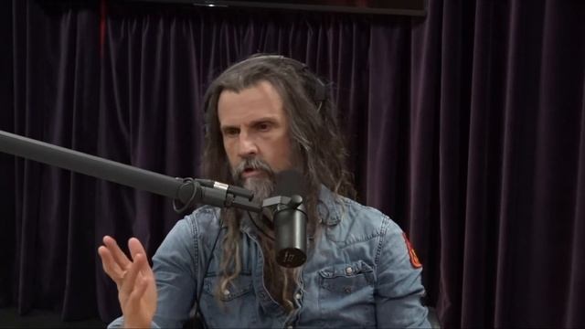Joe Rogan Experience #1353 - Rob Zombie смотреть онлайн