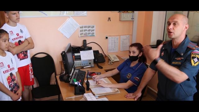 День настоящей боевой подготовки для победителей акции «Я-спасатель» смотреть онлайн