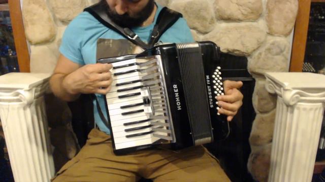 4830 - Black Chrome Hohner Student IVM Piano Accordion MM 25 32 $699