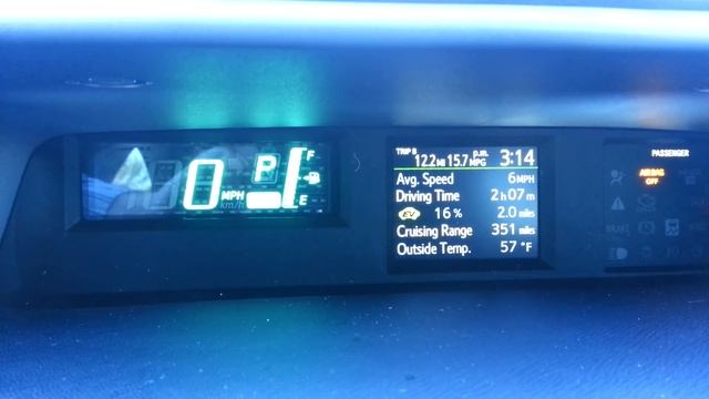 Toyota Prius C How to Change Speedometer mph to km смотреть онлайн