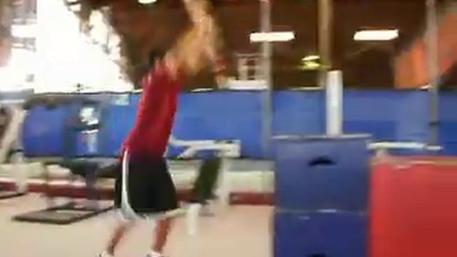 Keenan Meyer, Box Jumping, Saint Louis High School, Honolulu, Hawaii смотреть онлайн