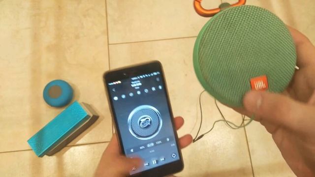 JBL Clip 2 music volume test смотреть онлайн