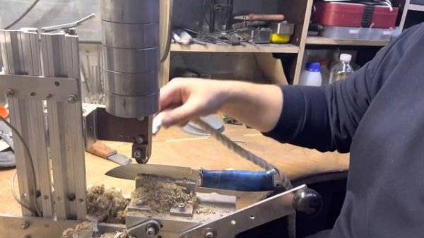 Тестируем ножи из авторской Х12МФ с мастерской VERSHINA