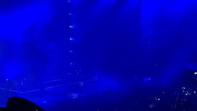 Sam fender the dying light and Saturday 02 April at Wembley arena смотреть онлайн