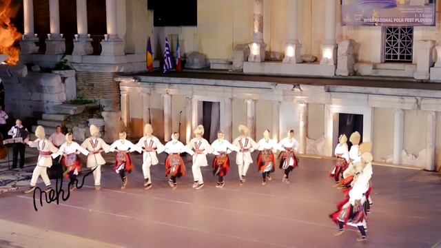 International Folklore Serbian Dance