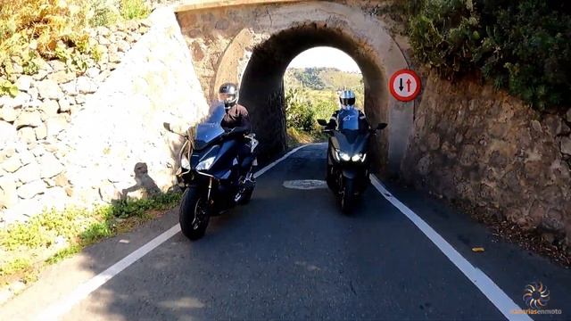 Comparativa Maxiscooters: Honda Forza 750 Vs Yamaha TMAX 560 Tech MAX