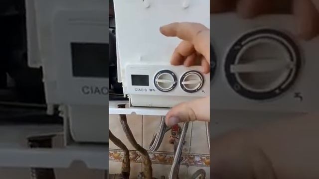 Chaudière beretta Problème A01 carte mère a changé dans se cas (absence de protection électrique) смотреть онлайн