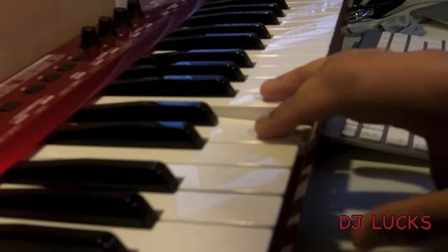 Slow RnB Beat :: Soul Instrumental (production on Midi Keyboard 2011) смотреть онлайн