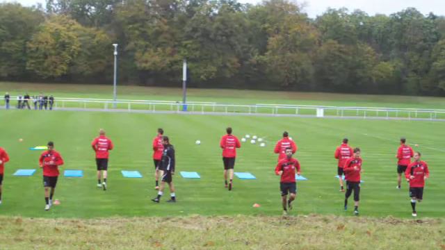 EINTRACHT FRANKFURT TRAINING 18.10.2011 смотреть онлайн