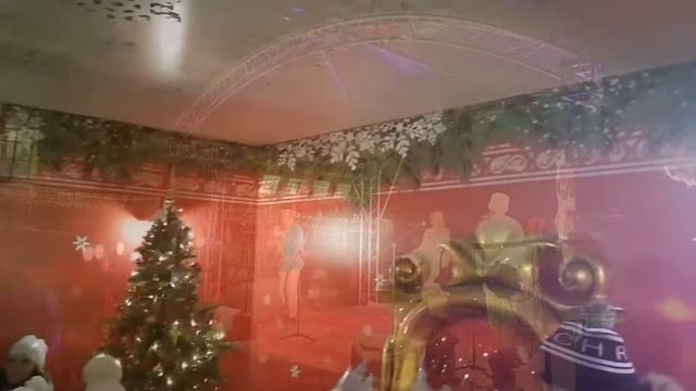 Новый год Казань или Татарский сабантуй в Ханском дворе. Снегурочка просит Like! смотреть онлайн