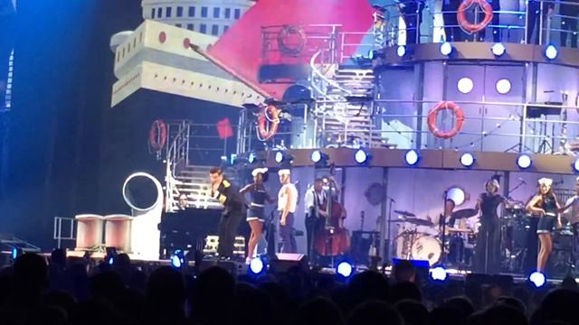 Robbie Williams - Soda Pop - 22 Sep 2014 - Brisbane Entertainment Centre смотреть онлайн
