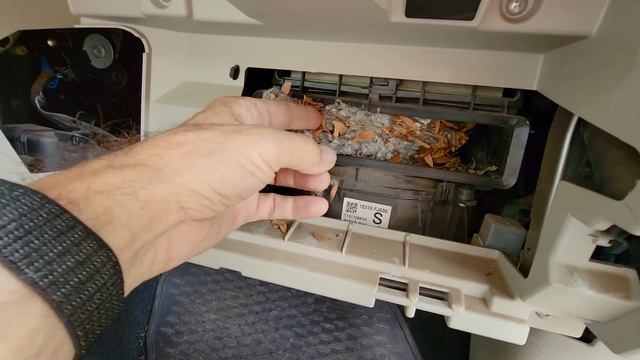 Subaru Impreza Cabin Air Filter Replacement - Simple & Fast смотреть онлайн
