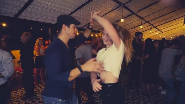 Salsaton - Latin Dance Party @ The Steyne Hotel смотреть онлайн